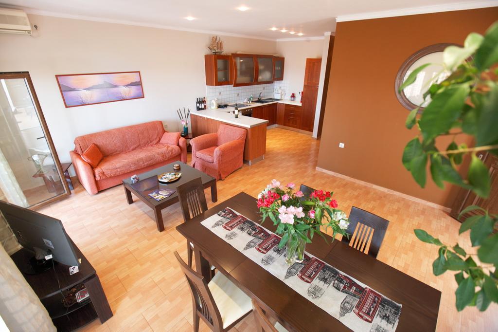 Panorama Apartments Пломарион Номер фото